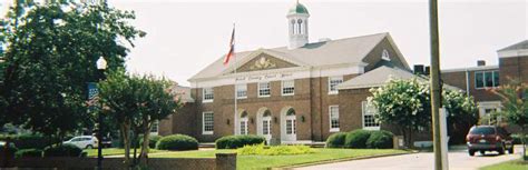 Peach Co Courthouse, Fort Valley, Ga USA