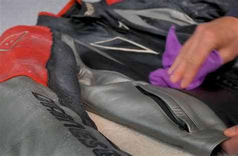 How to Waterproof a Leather Jacket? - LeatherProfy