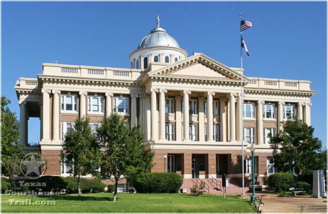 Anderson County Courthouse - Palestine, Texas - Photograph Page 1