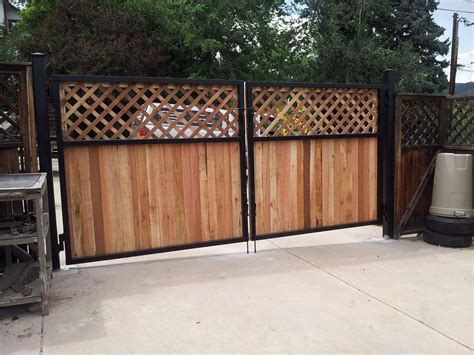 iron gate with cedar; no lattice but vertical iron slats on top. Cedar/Steel Lattice Top Double ...