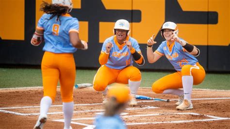 Lady Vols softball wins 2023 SEC regular-season championship