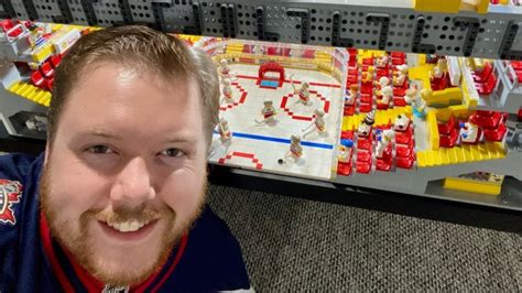 Lego enthusiast recreates old Winnipeg Jets arena in hundreds of colourful blocks | CBC News