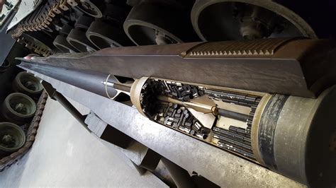 Cutaway of the Rh 120mm smoothbore cannon. : r/TankPorn