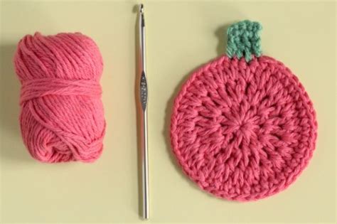 Crochet Pumpkin Coasters for Fall - Make and Takes