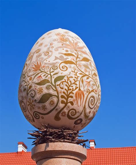 Egg Sculpture, Decorated with Paint Stock Image - Image of sculpture ...