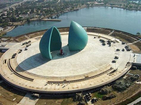 El monumento Al-Shaheed en Bagdad | Irak - RUTA 33