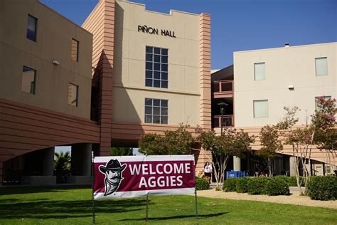 NMSU freshmen suffer housing overflow - NMSU Round Up