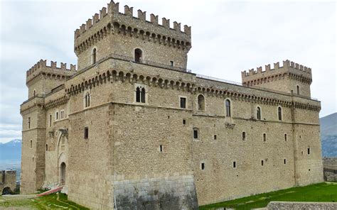 Castello di Celano - VIVERE L'ABRUZZO