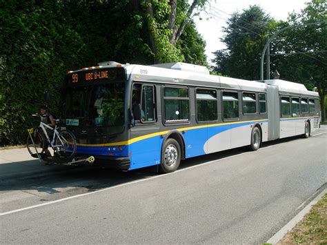 The Buzzer blog » Hey, the hybrid buses have hit the streets!