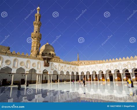 Al Azhar Mosque, Cairo, Egypt Editorial Image - Image of egyptian ...