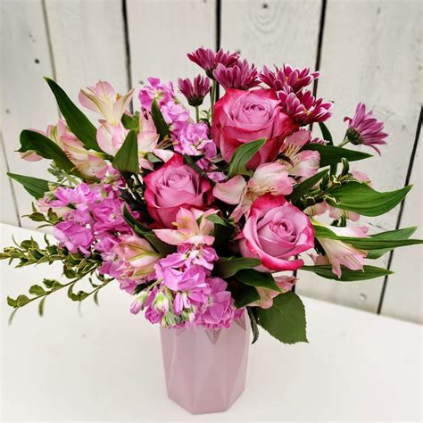 Flower Bouquet #2 Array of Pinks - Fergusons Garden Center