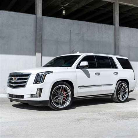 Custom Cadillac Escalade | Images, Mods, Photos, Upgrades — CARiD.com Gallery