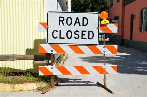 Road Closed Sign Free Stock Photo - Public Domain Pictures