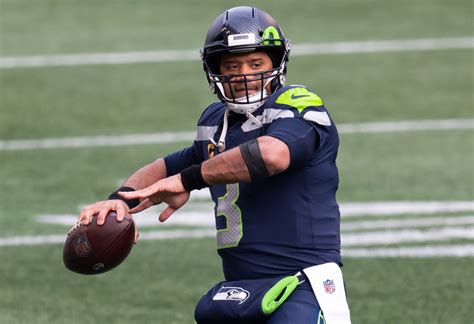 As Seahawks Pursue New Offensive Coordinator, Russell Wilson Wants ...