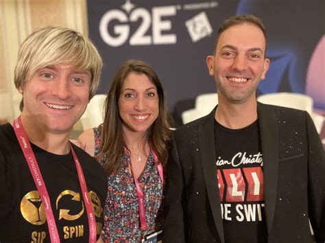 Influencers test new slot games, make connections, at G2E — CDC Gaming Reports