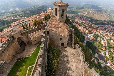 Private Tour of San Marino: UNESCO World Heritage Site 2024