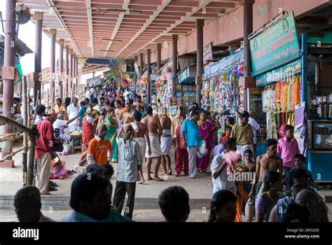 Tiruchendur temple hi-res stock photography and images - Alamy