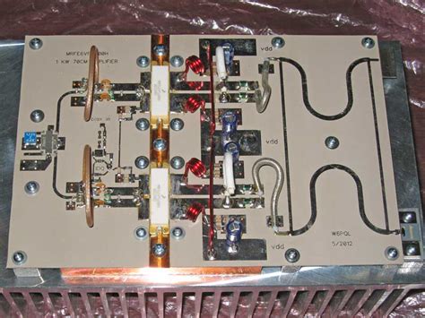 PG1N's HAM Radio Site - 70cm Projects - Amplifiers