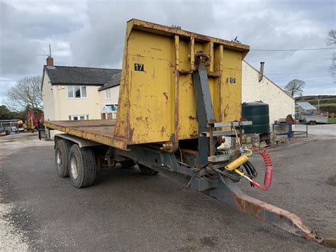 Hooklift trailer 2 axle for Sale - Davies Transport & Plant Ltd