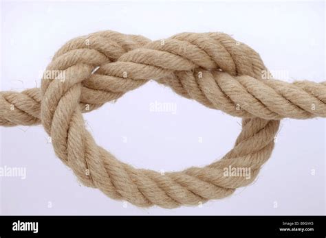 Dew detail knots rope rope knots geknotet strap tighten moves in Stock Photo: 23115209 - Alamy