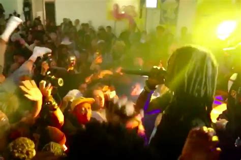 Security Tries to Stop Chief Keef From Performing 'Faneto' at L.A. Show ...