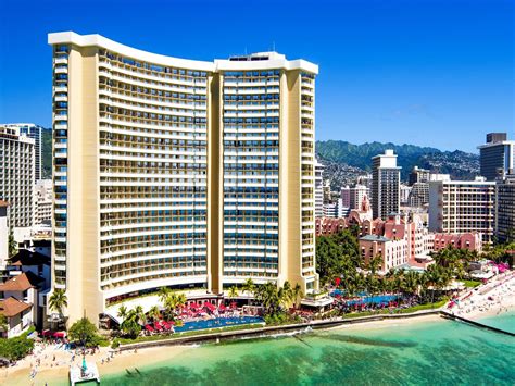 Honolulu Beach Resorts | Sheraton Waikiki Hotel