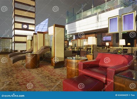 Emirates Lounge in Dubai Airport Editorial Stock Image - Image of hall ...