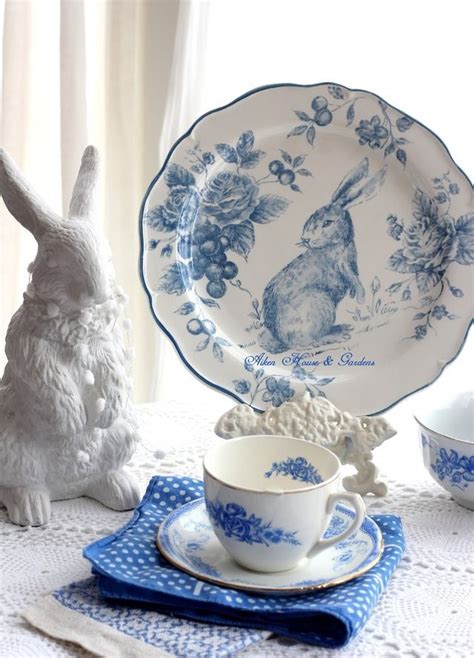 A Kindred Spirit | Blue white decor, Blue dishes, Blue and white china