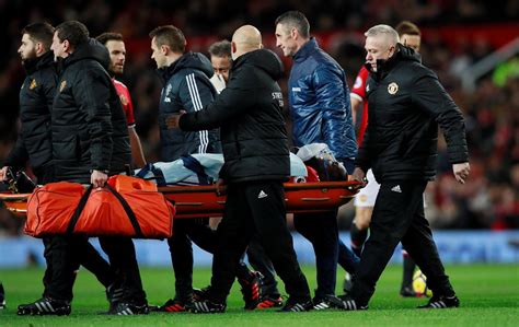 Manchester United Injuries Beginning to Pile Up