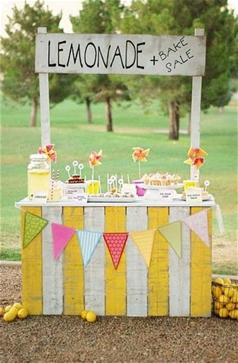 DIY Lemonade Stands ⋆ Handmade Charlotte