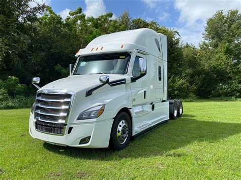 2021 Freightliner Cascadia