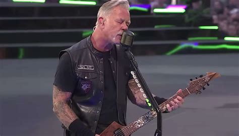 METALLICA Shares Pro-Shot Video Of 'Welcome Home (Sanitarium)' Performance In Gothenburg