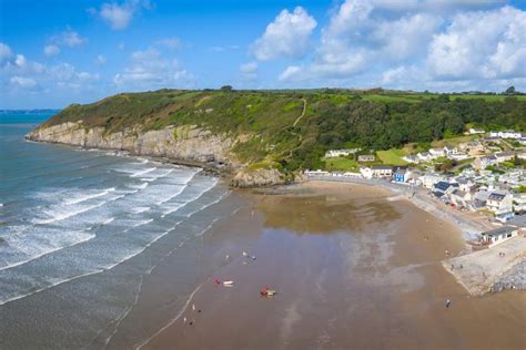 Top Carmarthenshire beaches | FBM Holidays