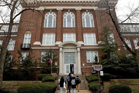 Editorial: St. Louis Public Schools must do better with closed buildings