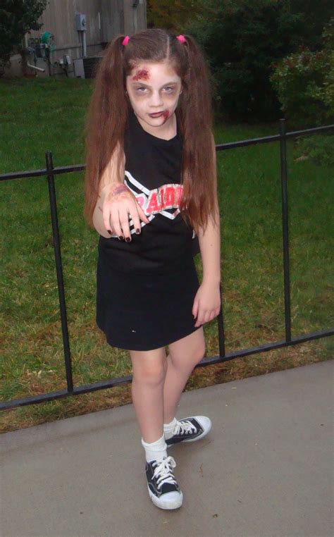 Zombie cheerleader Cool Costumes, Costume Ideas, Halloween Costumes ...