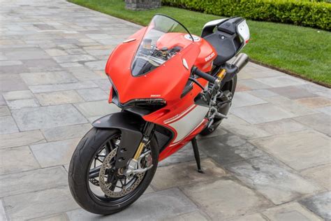 The limited-edition 2017 Ducati 1299 Superleggera goes on auction - Adrenaline Culture of Speed