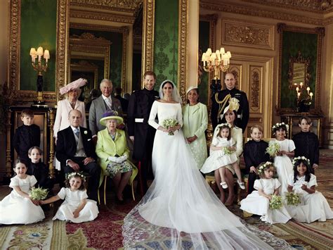 See Prince Harry and Meghan Markle’s Official Wedding Portraits | Vogue