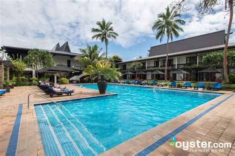 The Warwick Fiji Review: What To REALLY Expect If You Stay