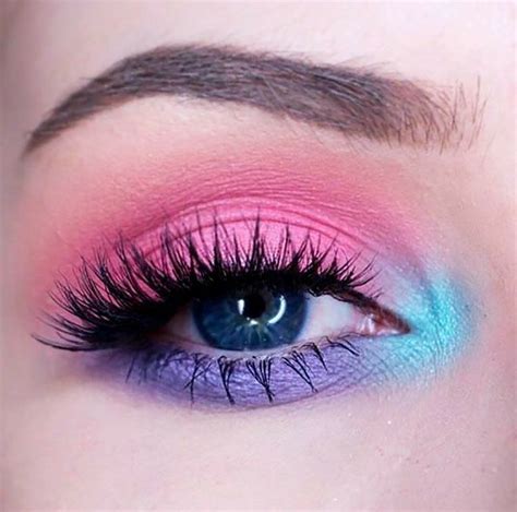 Pin by diksha singh on Purple fairy makeup | Purple eye makeup, Colorful makeup, Eyeshadow makeup
