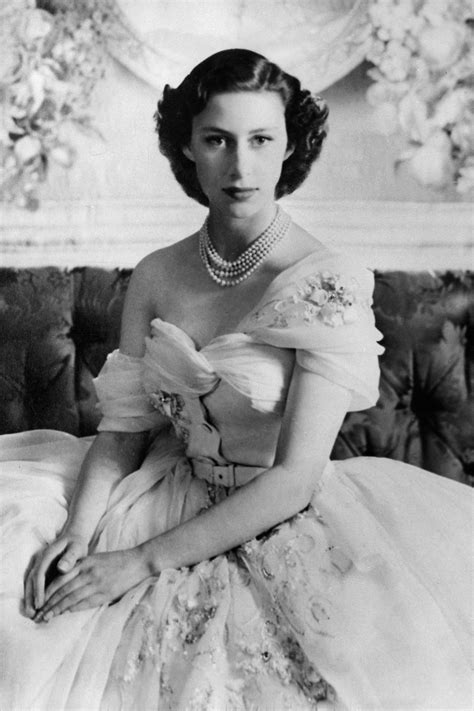 Princess Margaret Style File Rare Pictures | Vogue India | Vogue India