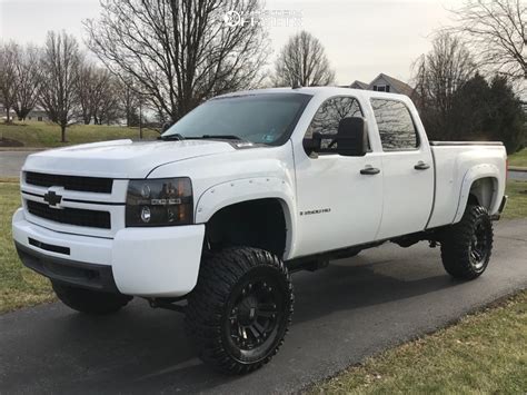 2009 Chevrolet Silverado 2500 HD Wheel Offset Aggressive > 1" Outside Fender Suspension Lift 7.5 ...