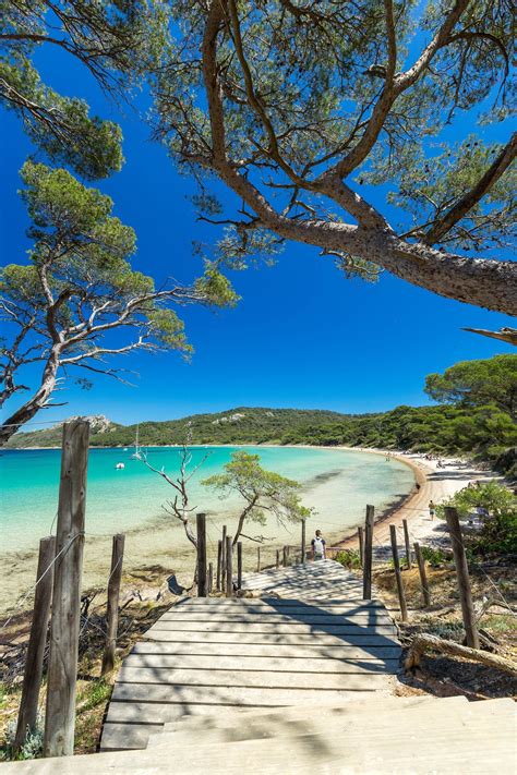 Take a private tour of the most beautiful French beaches to visit this summer, whether you ...