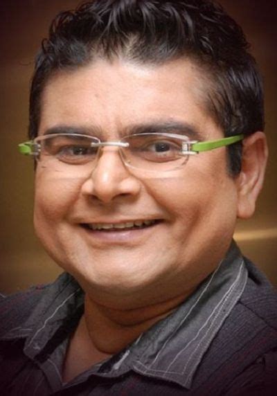 Deven Bhojani Wiki, Height, Age, Wife, Children, Family, Biography & More - WikiBio