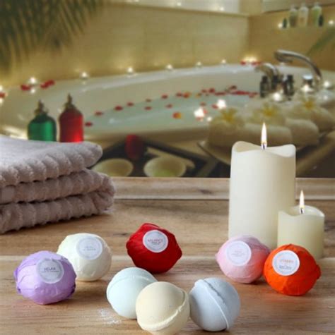 Highly Rated 8 Ultra Lush Bath Bomb Gift Set Only $21.49 (Reg. $65.99!)