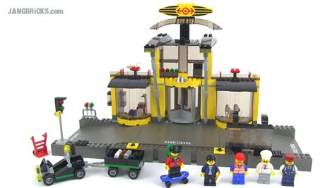 LEGO World City 4513 Grand Central Station set review!