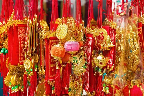 Lunar New Year traditions | Remitly