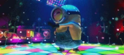 Pin by Poupou et Mayou on Despicable Fun! | Minion gif, Funny minion pictures, Minion dance