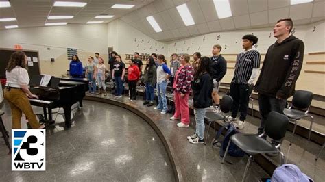 West Caldwell High School Chorus Raises Funds For International Showcase - YouTube