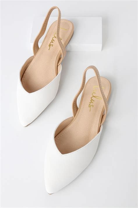 Universal Beauty Of White Flats – stylevane.com