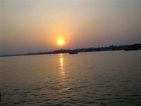 PHOTO BLOG: Sunset In Kolkata